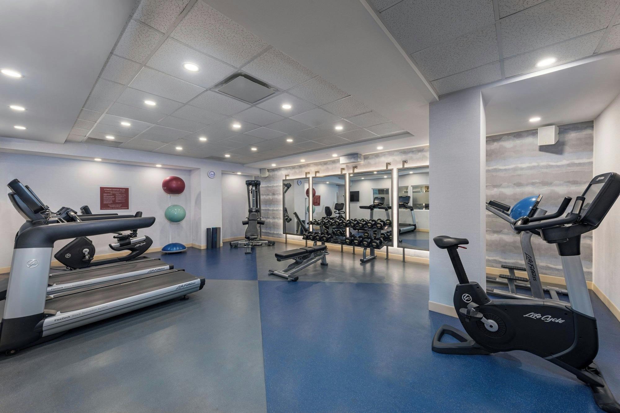 Gimnasio Four Points By Sheraton Manhattan Midtown West