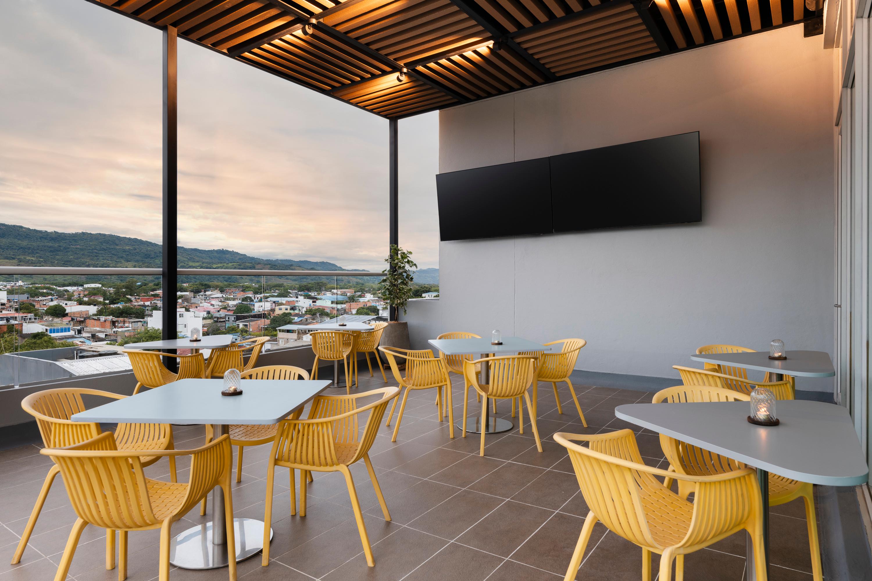 Balcón, patio o terraza Hampton By Hilton Yopal