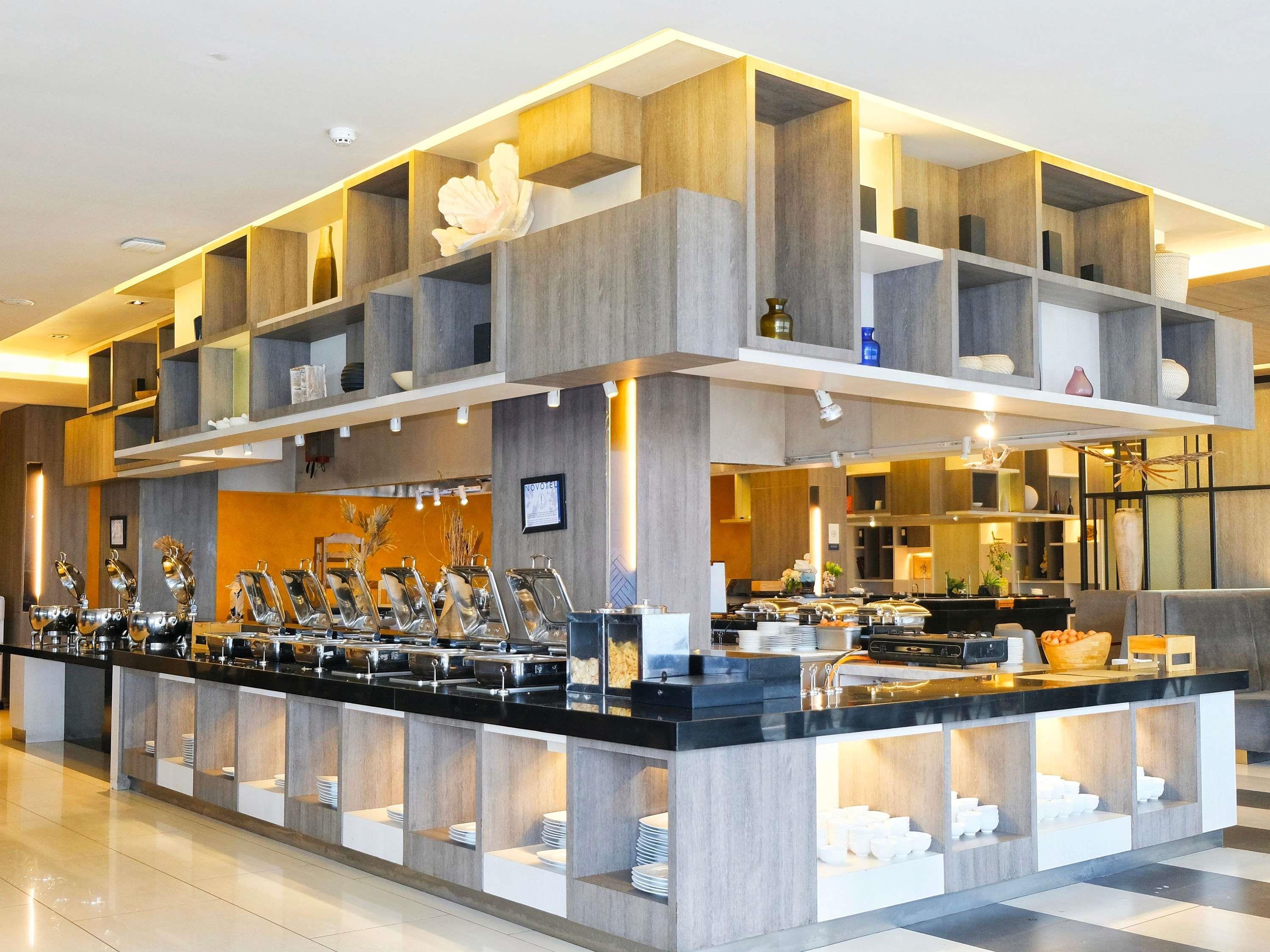 Vista Exterior Novotel Pekanbaru