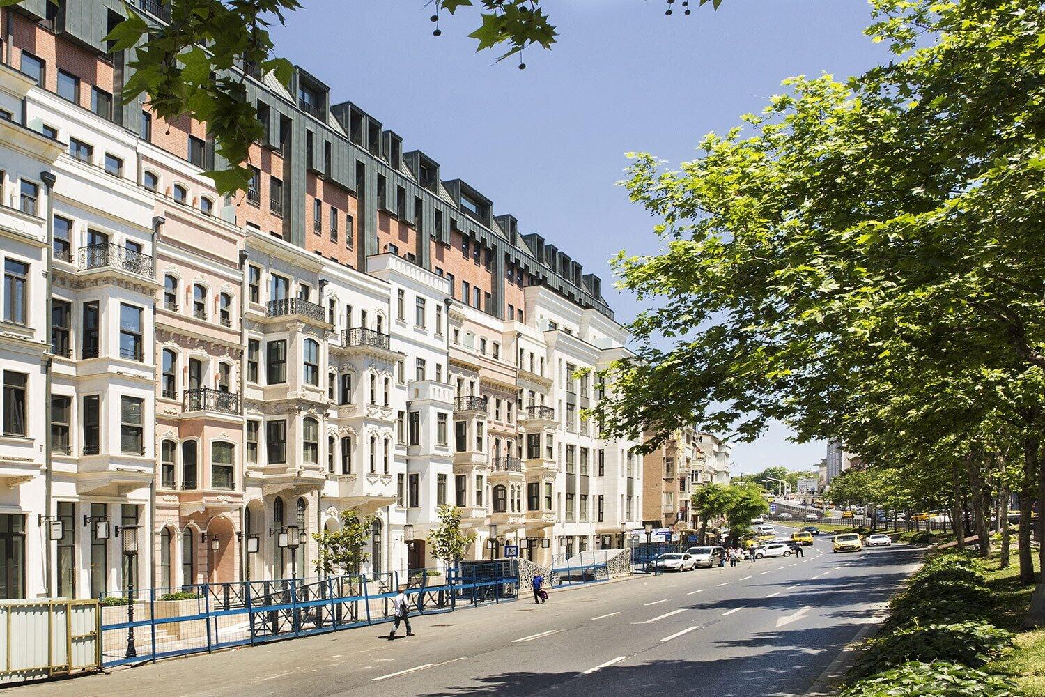 Varios GARLON RESIDENCE