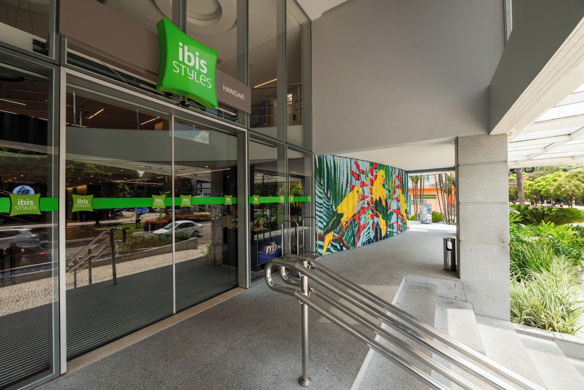 Vista Exterior Ibis Styles Belém Hangar