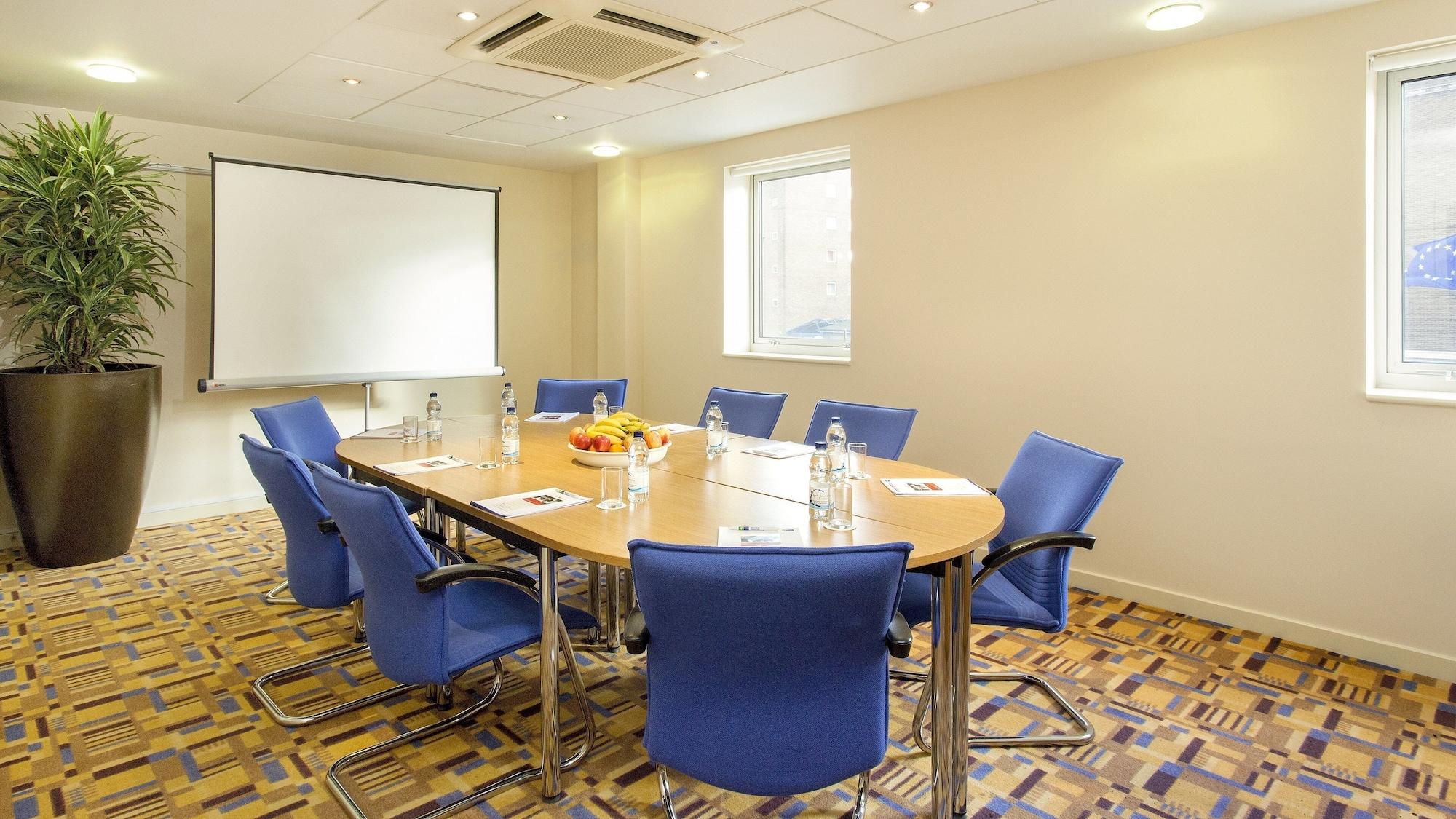 Sala de Reuniones Holiday Inn Express London - Limehouse by IHG