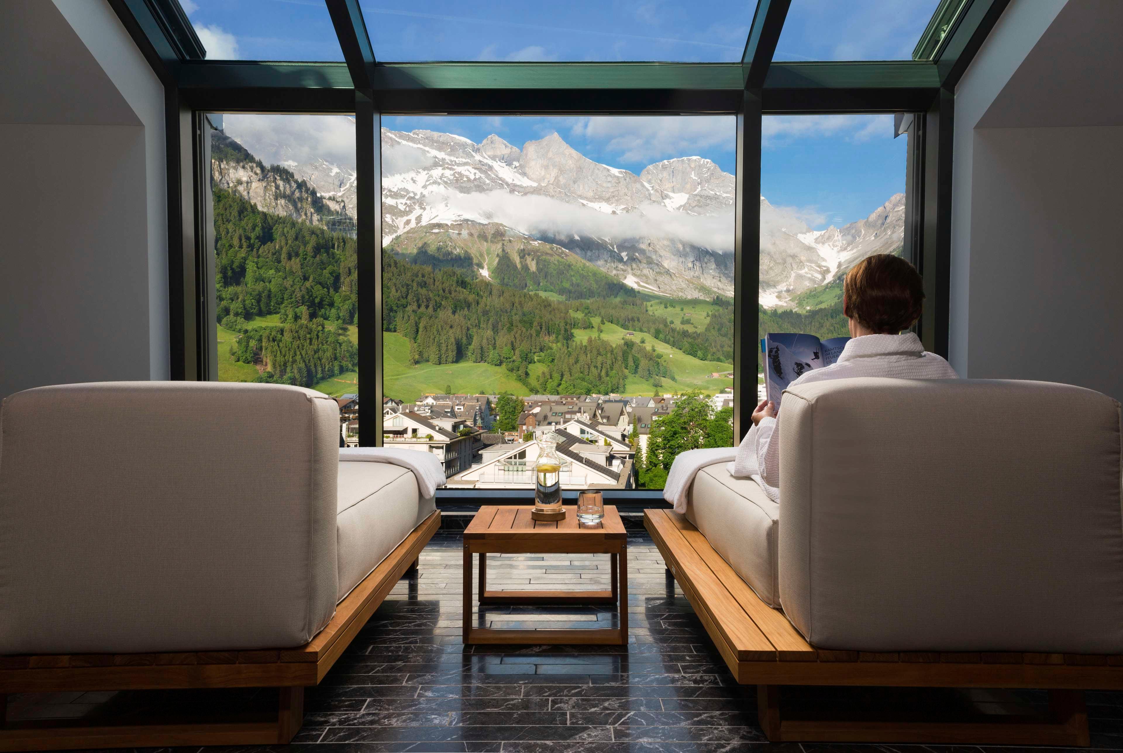 Vista Piscina Kempinski Palace Engelberg