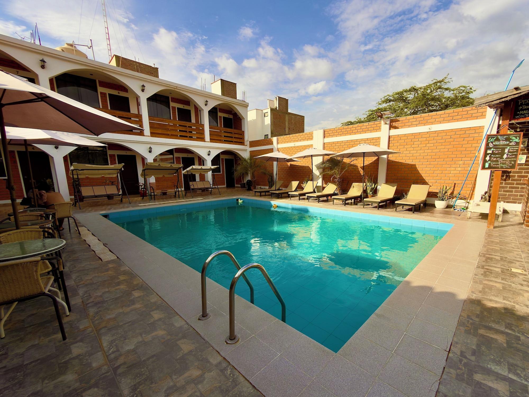 Vista Piscina Huacachina Desert House