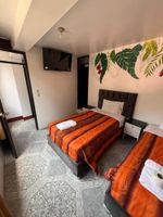 Alojamiento - Hostal Mónaco