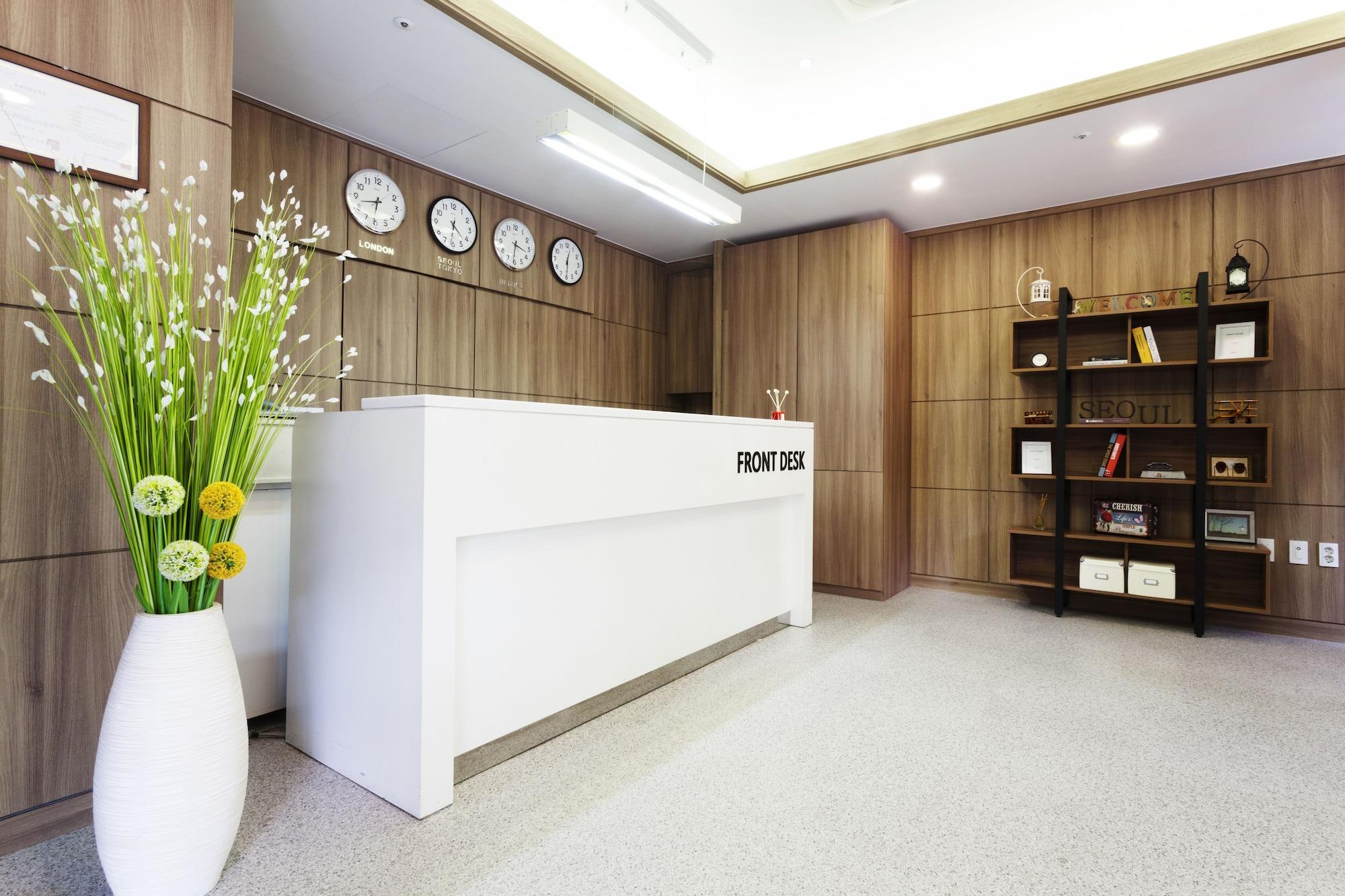 Vista Lobby Hotel Morning Sky