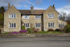 Alquiler Vacacional - Spacious House 3 ensuite bedrooms, sleeps 6, Centre of Helmsley, Pet friendly,