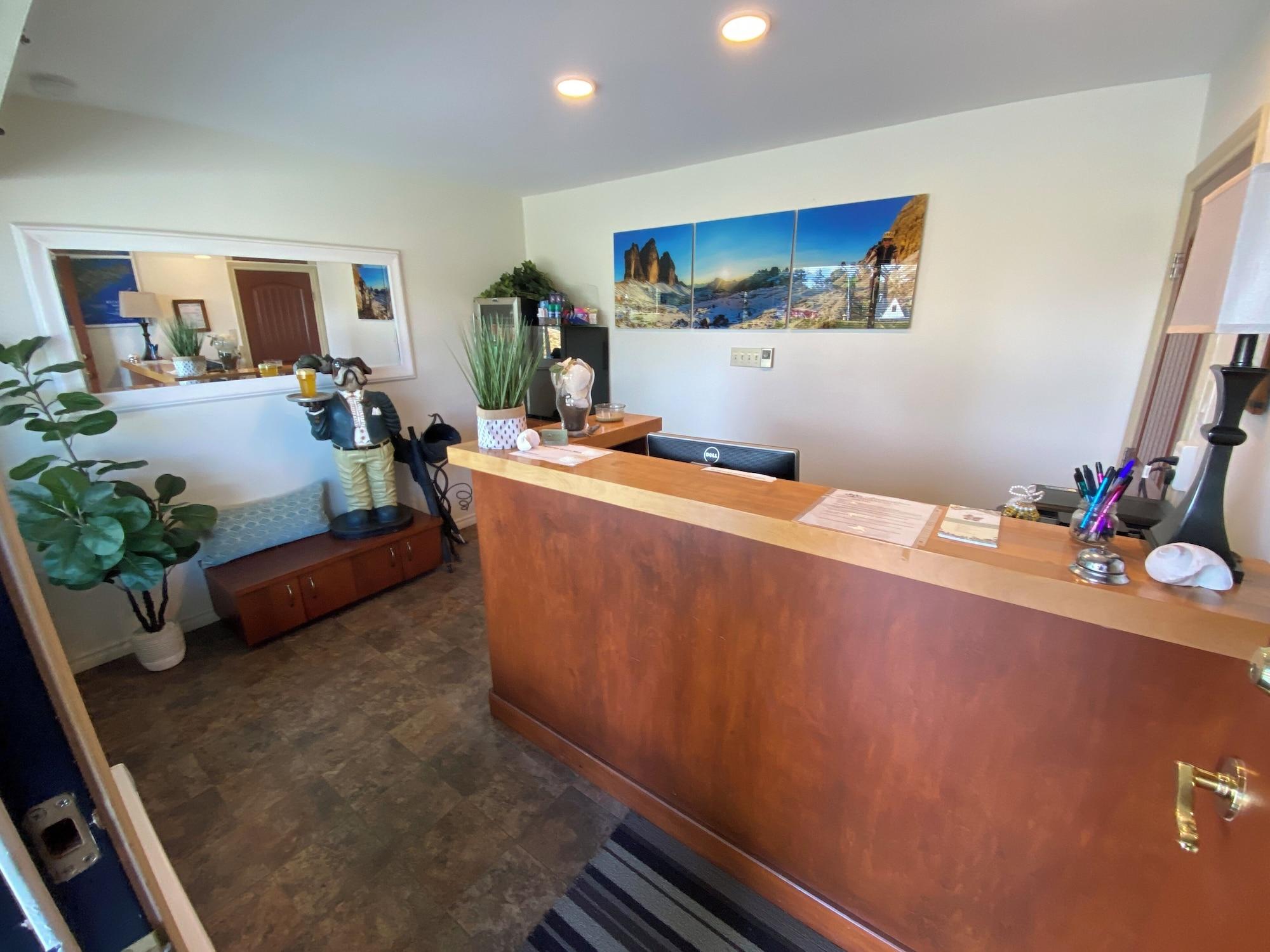 Vista Lobby Arbutus Grove Motel