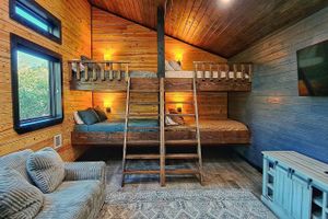 Alquiler Vacacional - Fun group? Fun Cabin near Robbers Cave State Park! Sleeps 14!