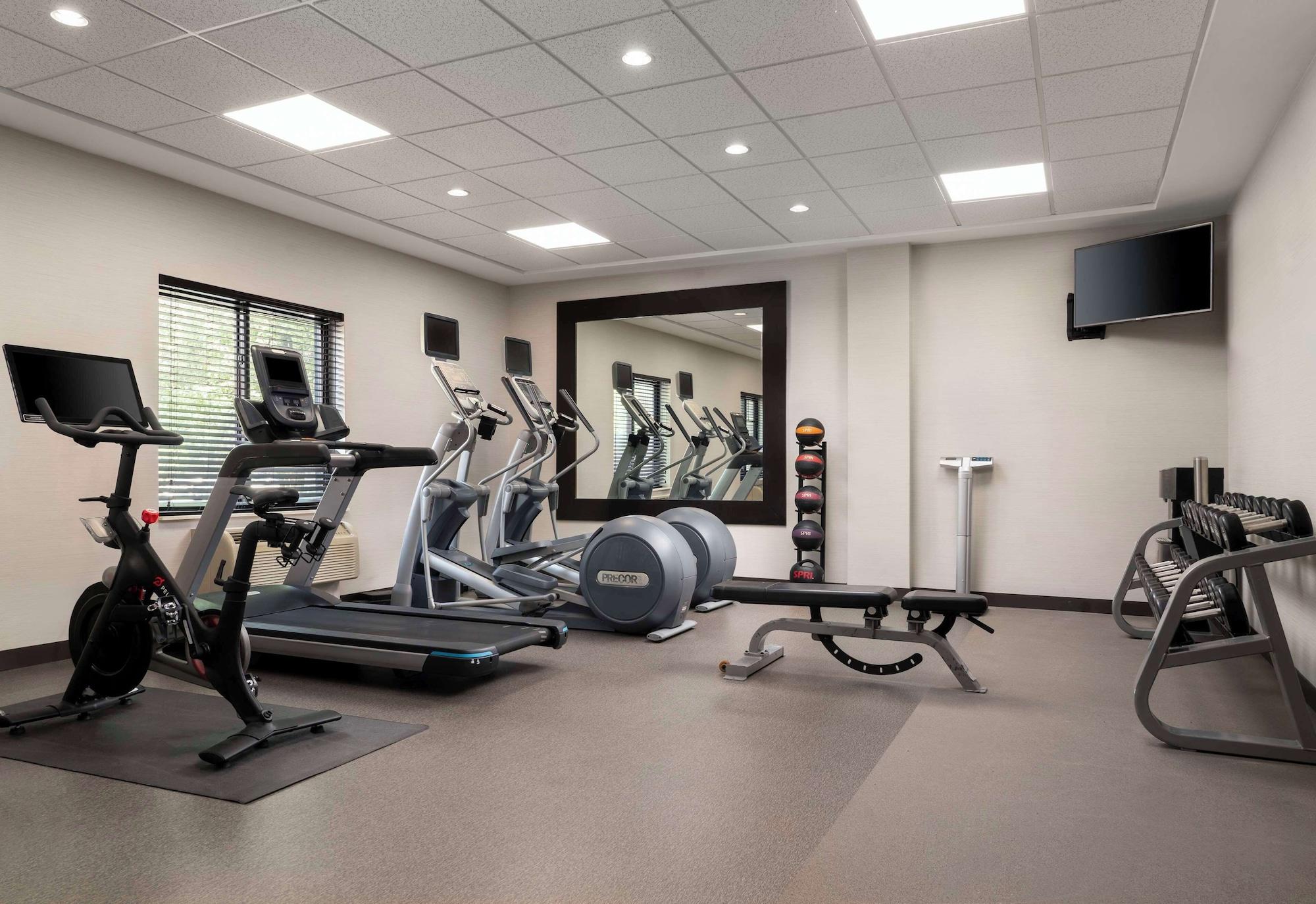 Gimnasio Homewood Suites by Hilton Boston/Cambridge-Arlington, MA