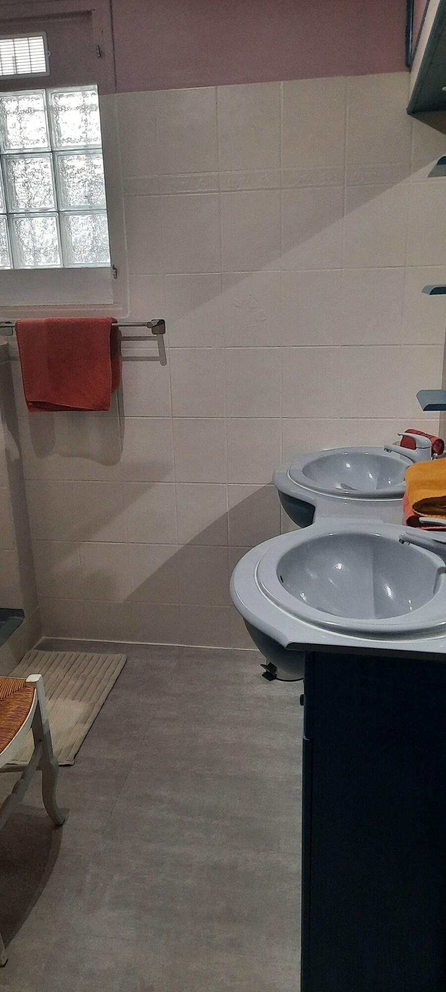 Equipamiento de Habitación Villa Lei Rigau