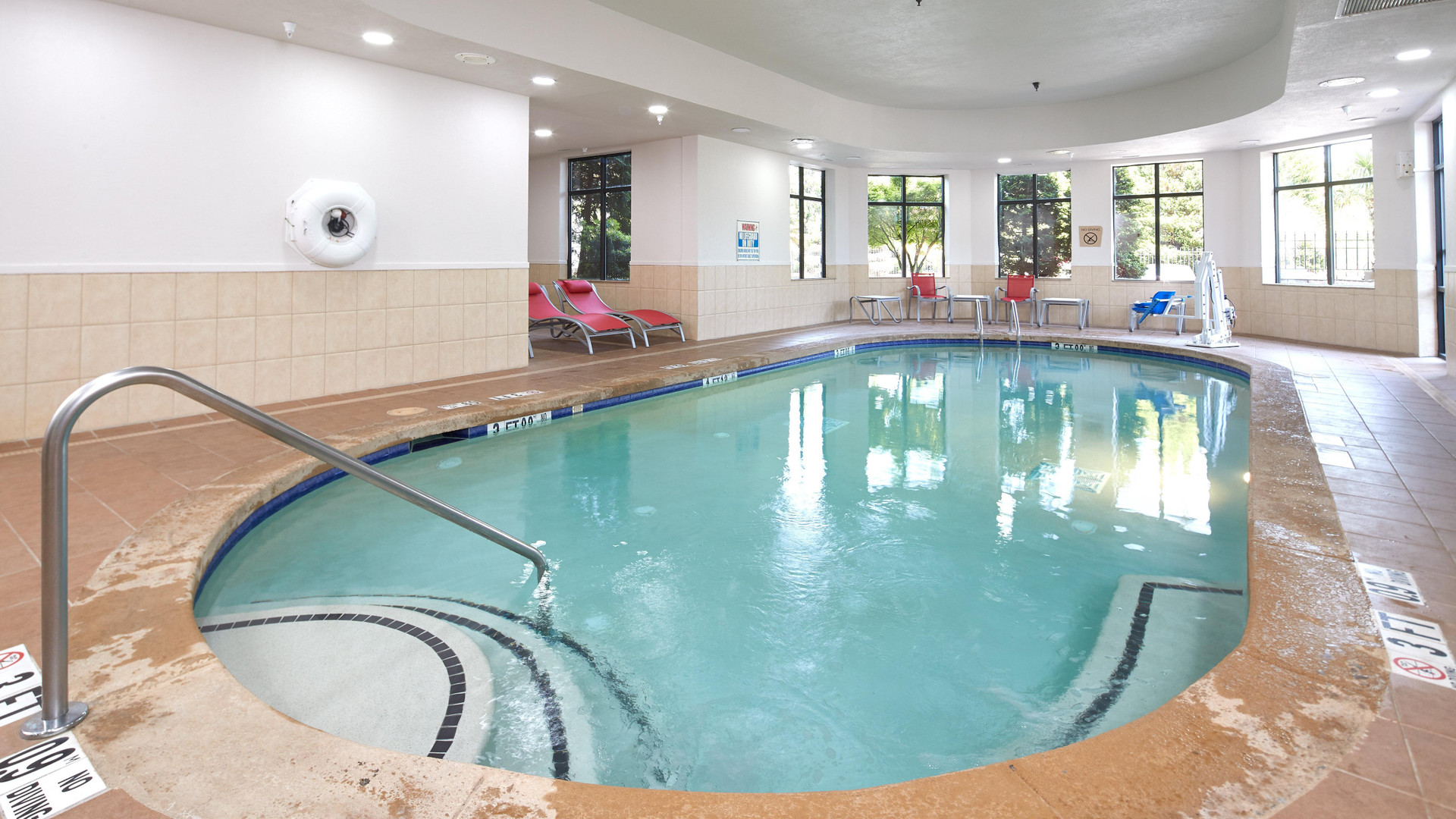Vista Piscina Holiday Inn Hotel & Suites Stockbridge / Atlanta I-75 by IHG