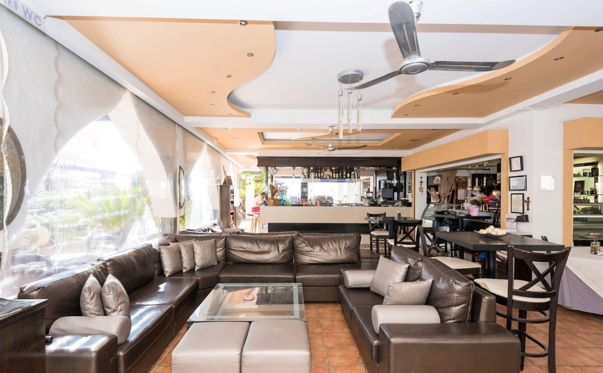 Vista Lobby Coralli Apartments