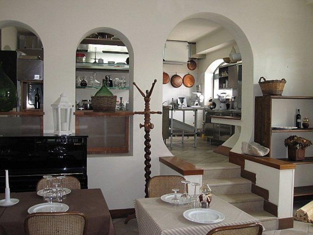 Vista Lobby Hotel Bella Napoli