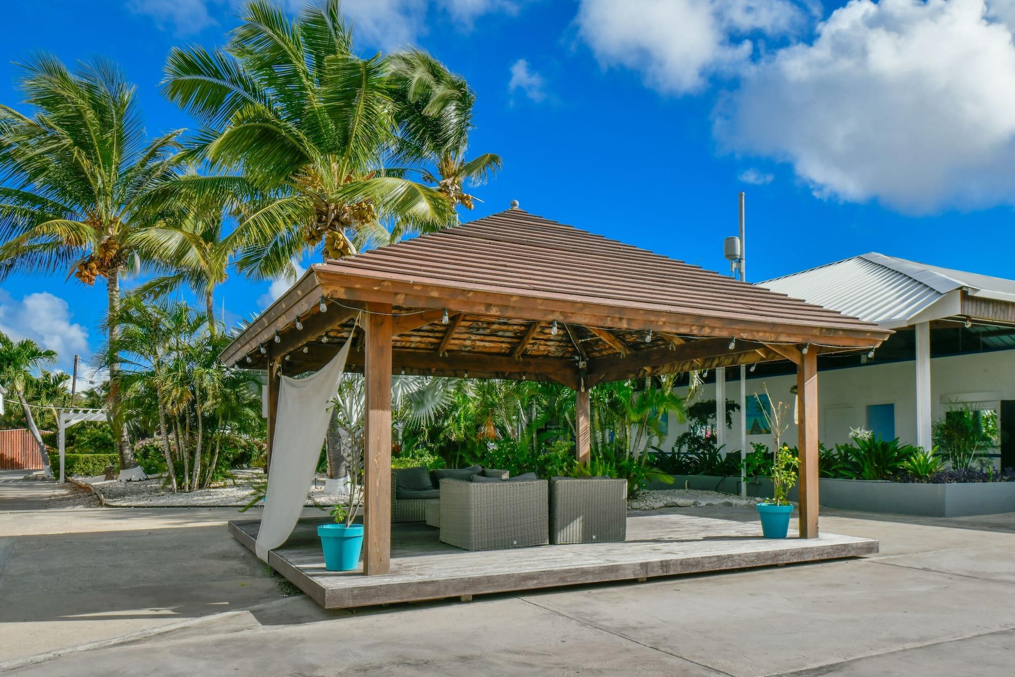 Vista Exterior Aruba Blue Village