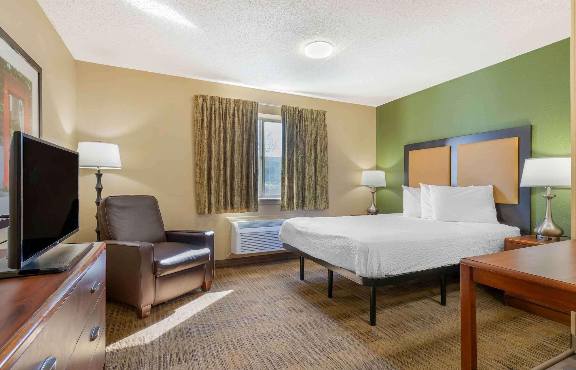 Habitación Extended Stay America Suites Tulsa Midtown