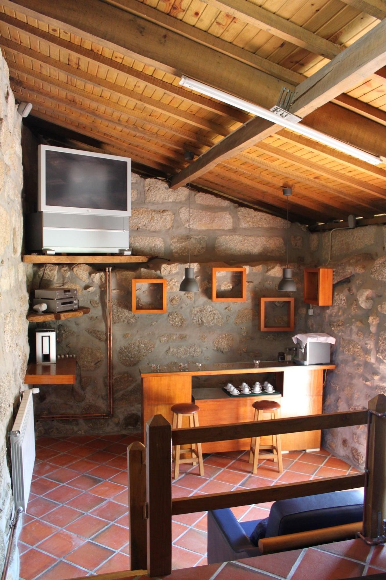 Bar/Salón Propriedade do Pires