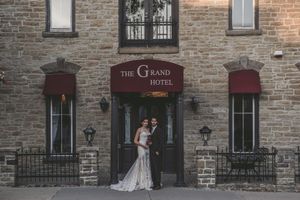 Alojamiento - The Grand Hotel