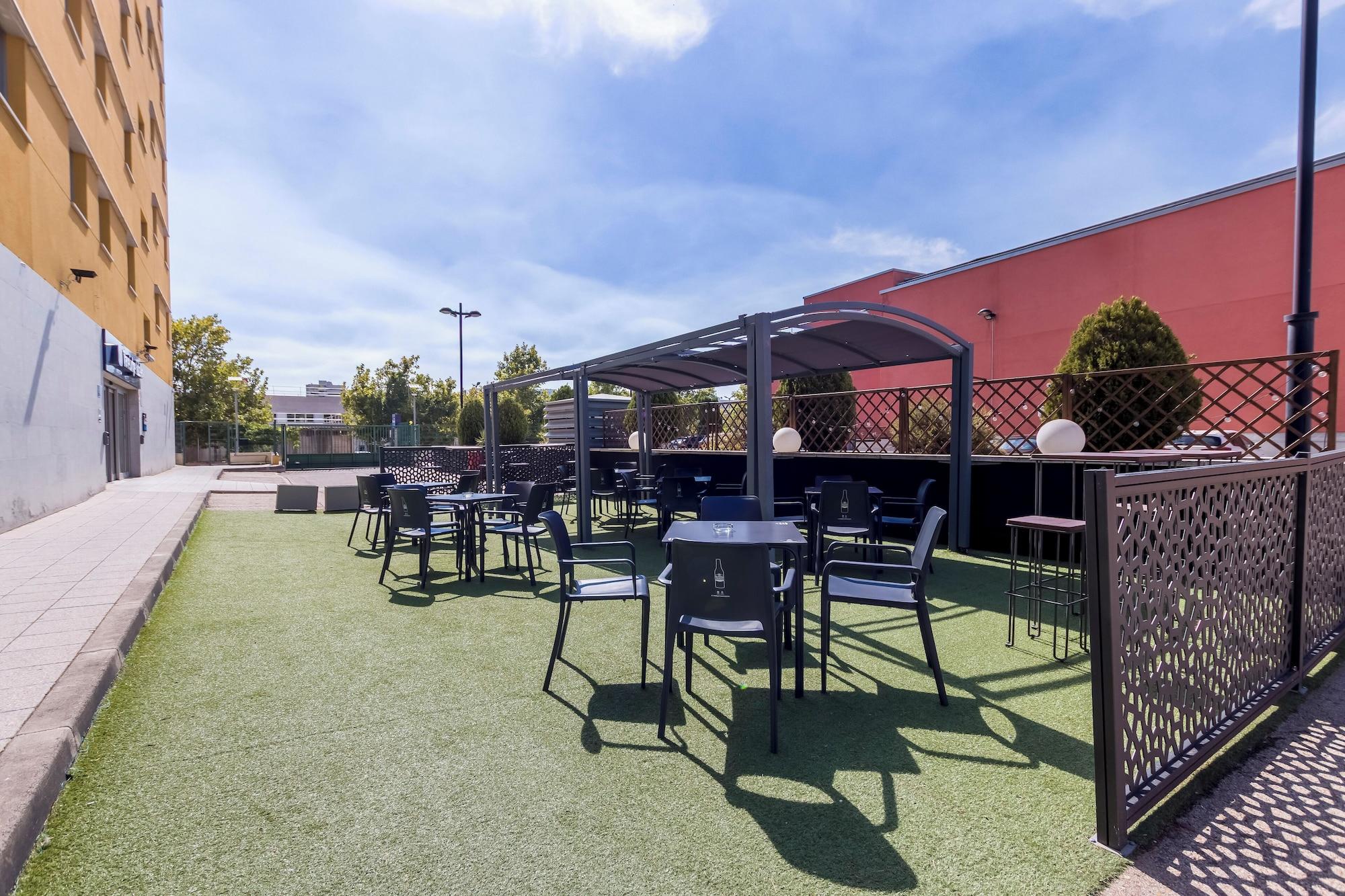 Varios Travelodge Madrid Alcala de Henares