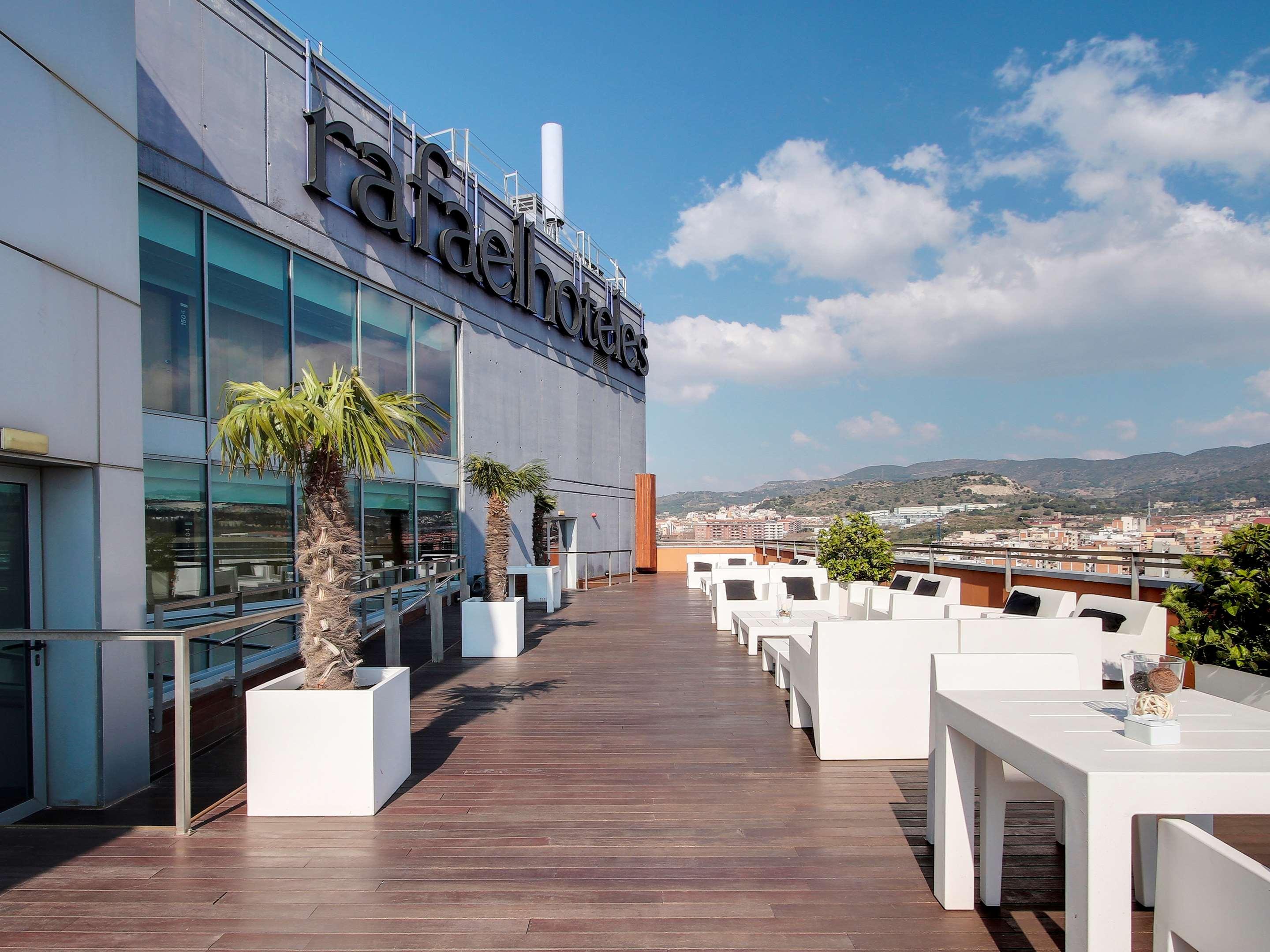 Vista Exterior Hotel Badalona Tower