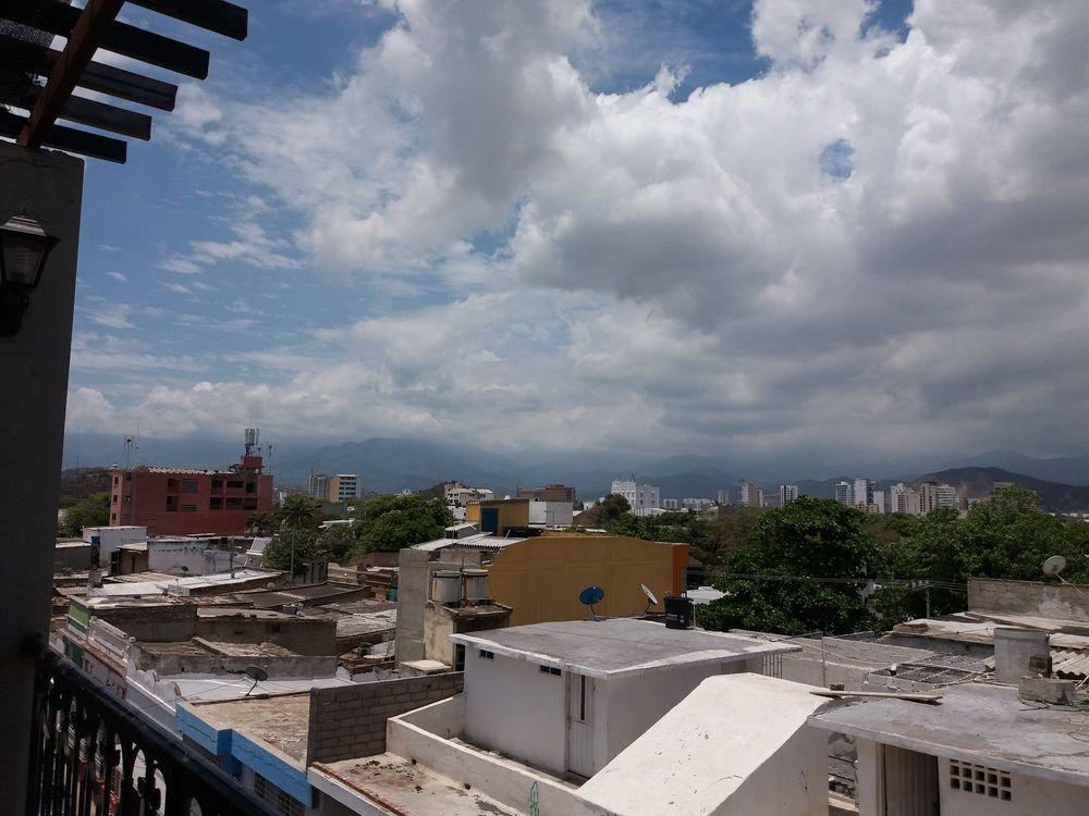 Vista Exterior Hotel Calle Santodomingo