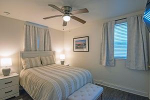 Alquiler Vacacional - Adorable 2bd/2ba Home w/ Yard in Gentilly