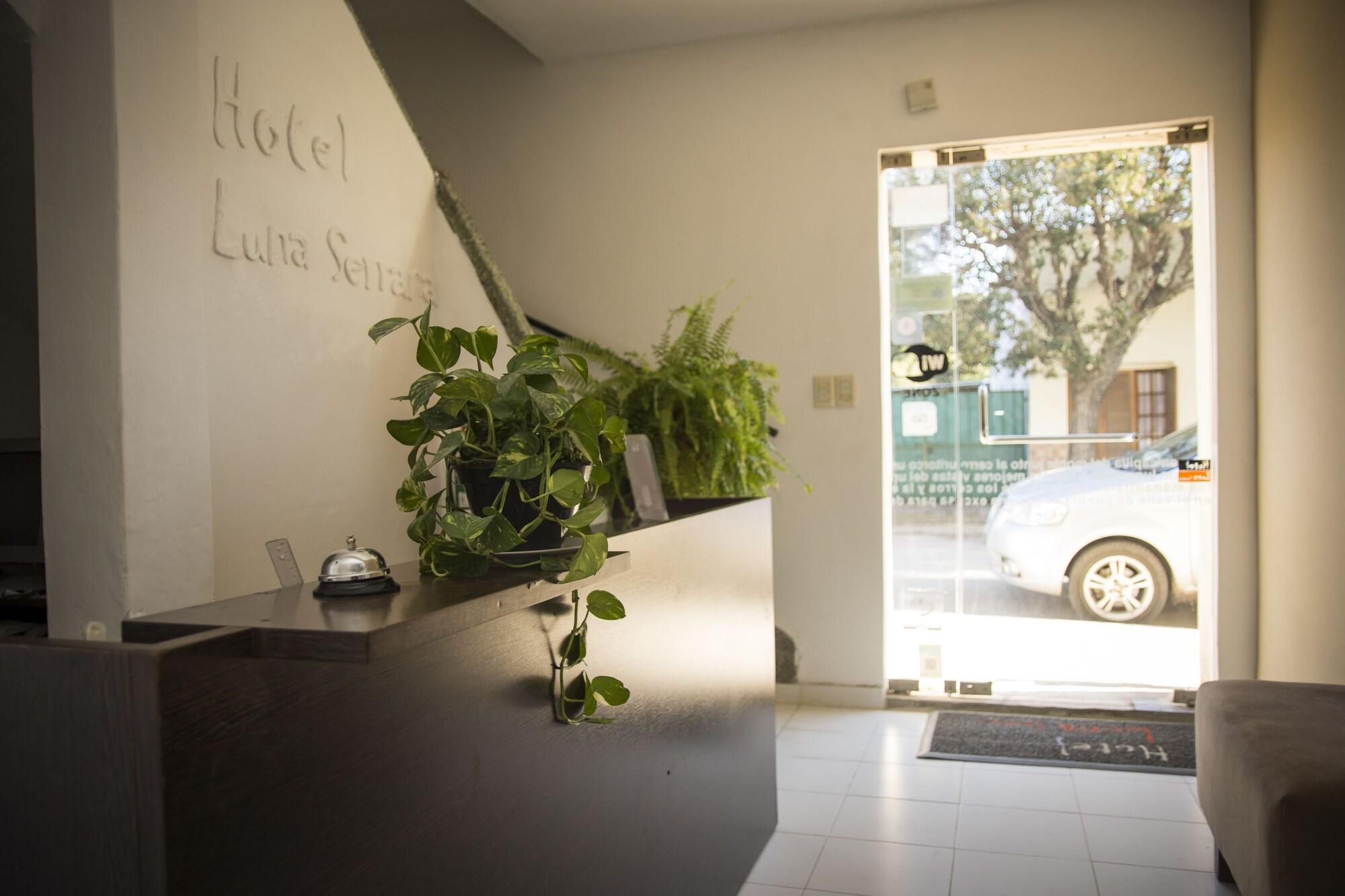 Vista Lobby Hotel Luna Serrana