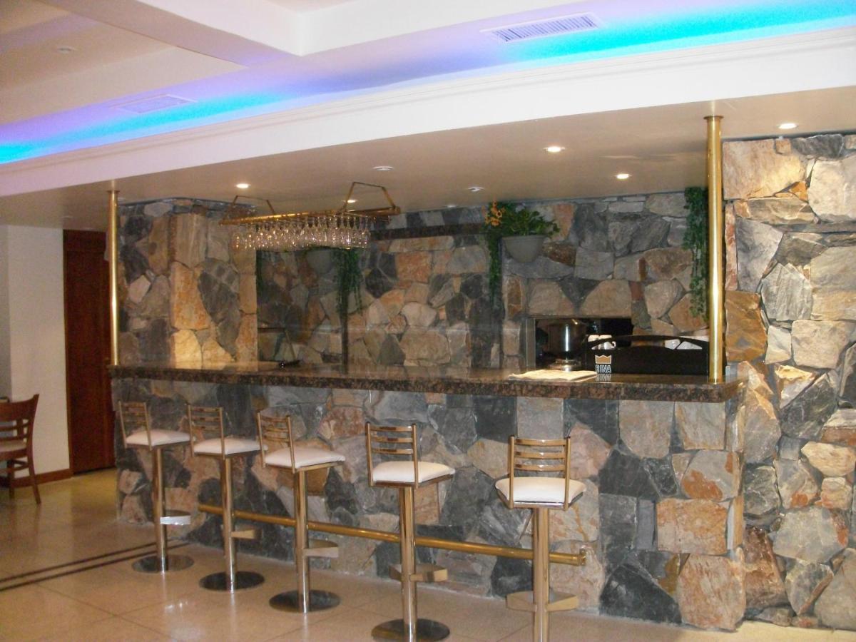 Bar/Salón Village Garden Apart Hotel