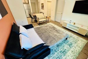 Alquiler Vacacional - Adeline Apartments 15m to Parks, Pet Friendly, Free Parking by Heavenly Homes