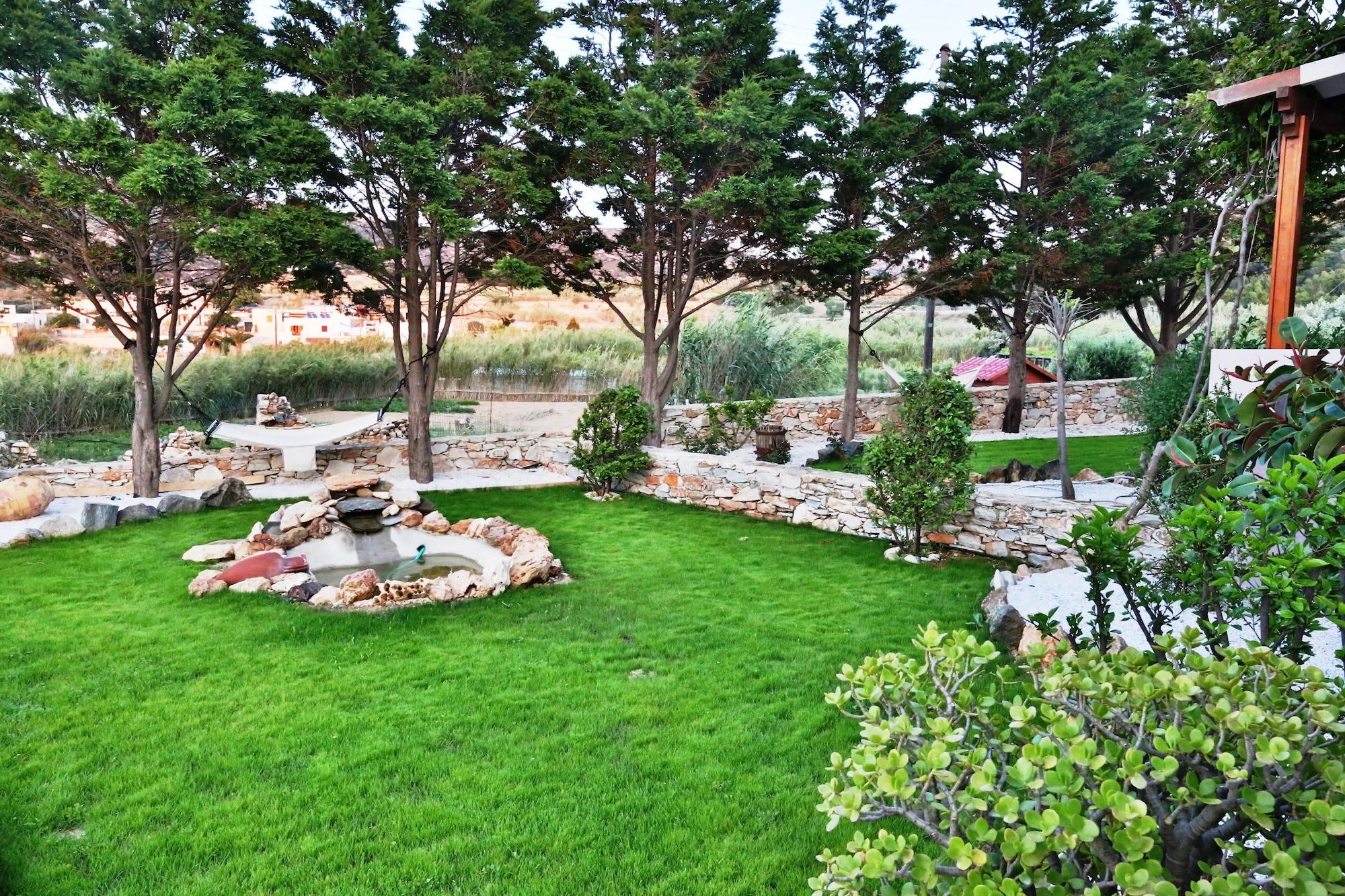 Instalaciones Recreativas Ventoura Studios & Apartments