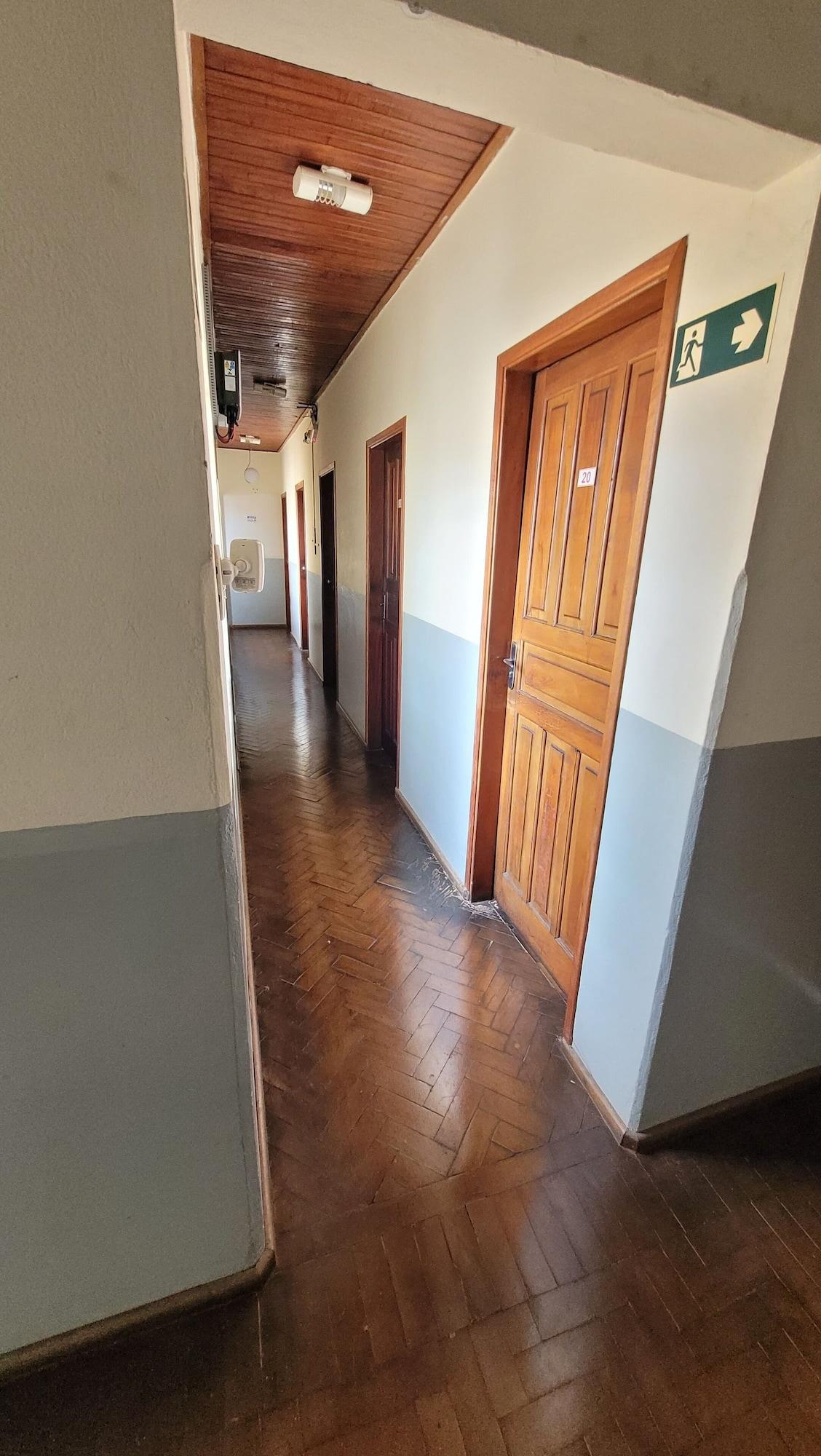 Variados (as) Novo Hotel