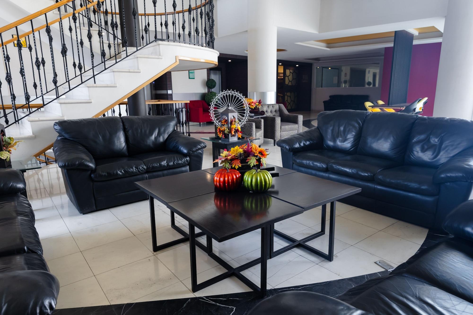 Vista Lobby Plaza Poblana