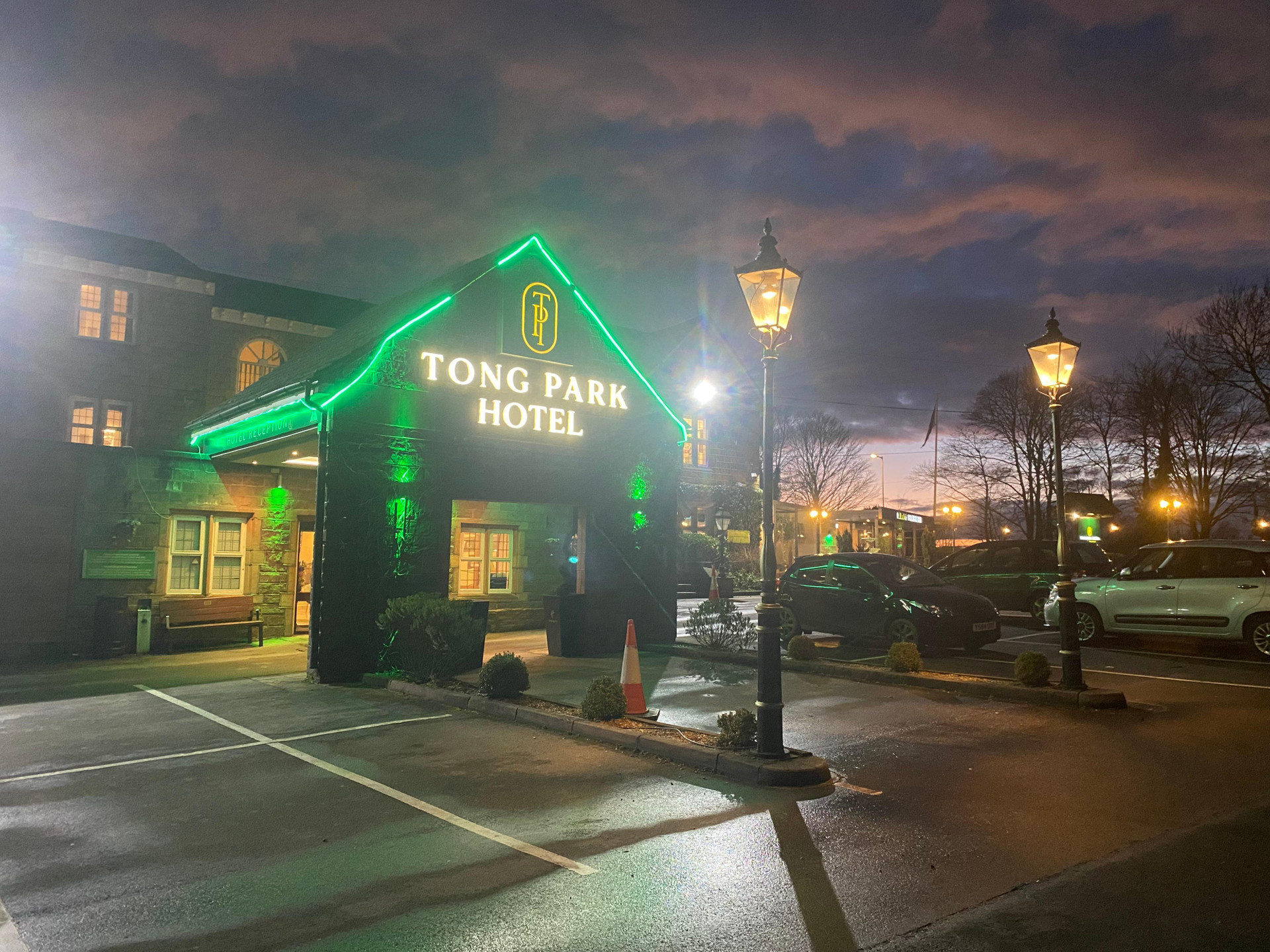 Vista Exterior Tong Park Hotel