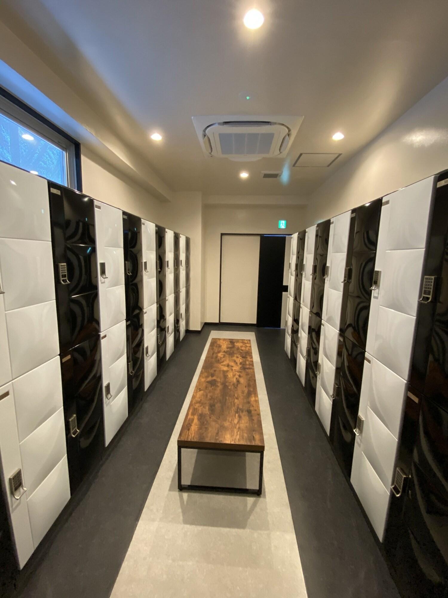 Comodidades del Alojamiento Capsule Hotel 2nd BOX