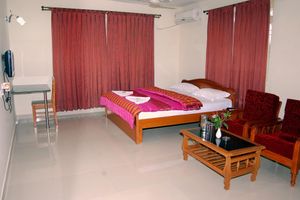 Alojamiento - KSTDC Hotel Mayura Velapuri