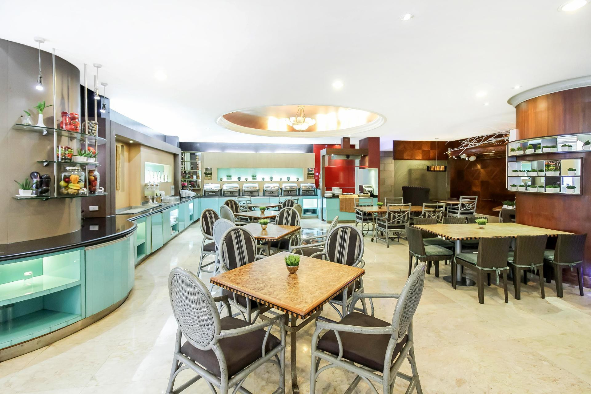Restaurant Makati Palace Hotel