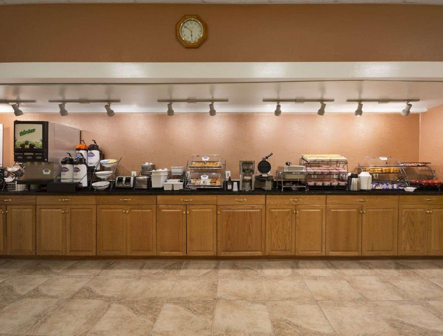 Restaurant Baymont by Wyndham Salem Roanoke Area