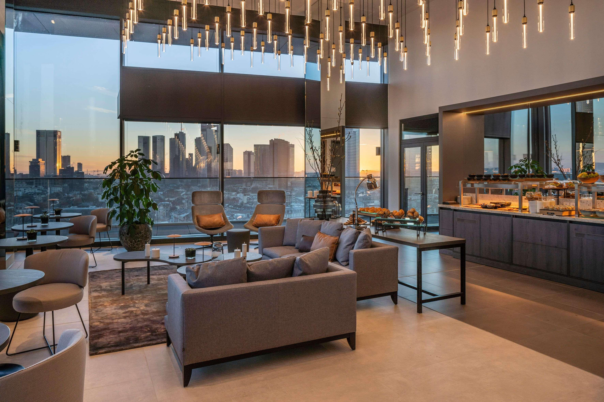 Bar/Salón Melia Frankfurt City