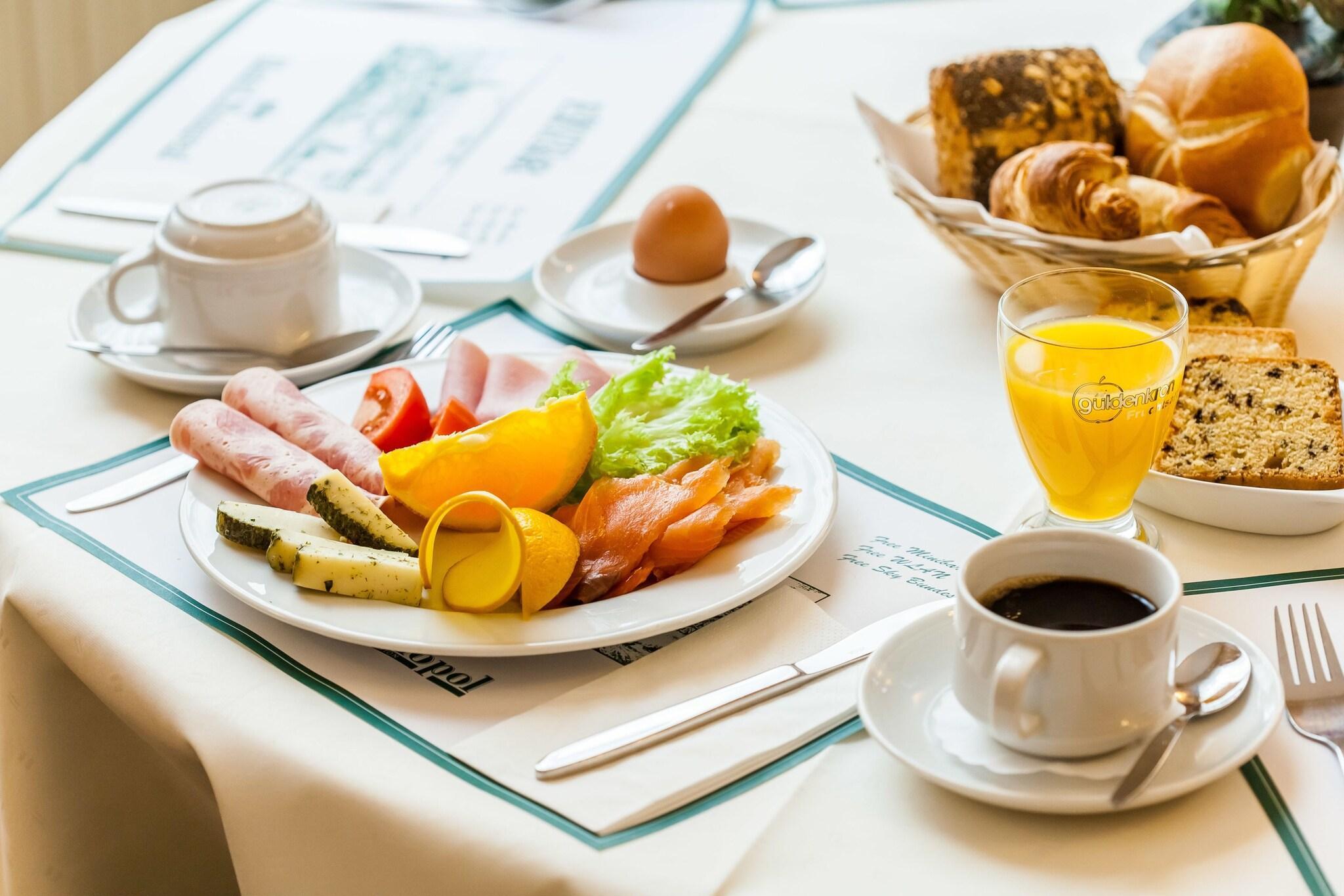 Restaurant Hotel Monopol - Central Station