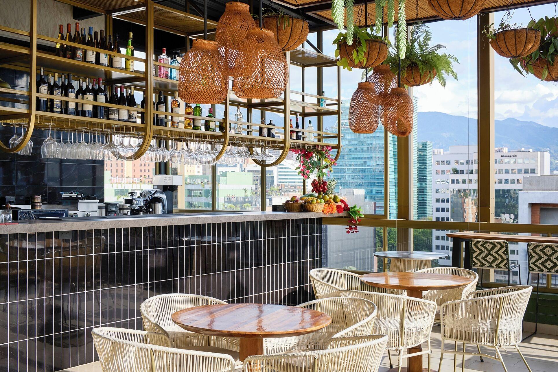 Restaurant Golden Valley Hotel