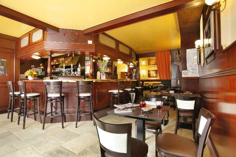 Bar/Salón The Originals City, Hôtel du Château, Pontivy
