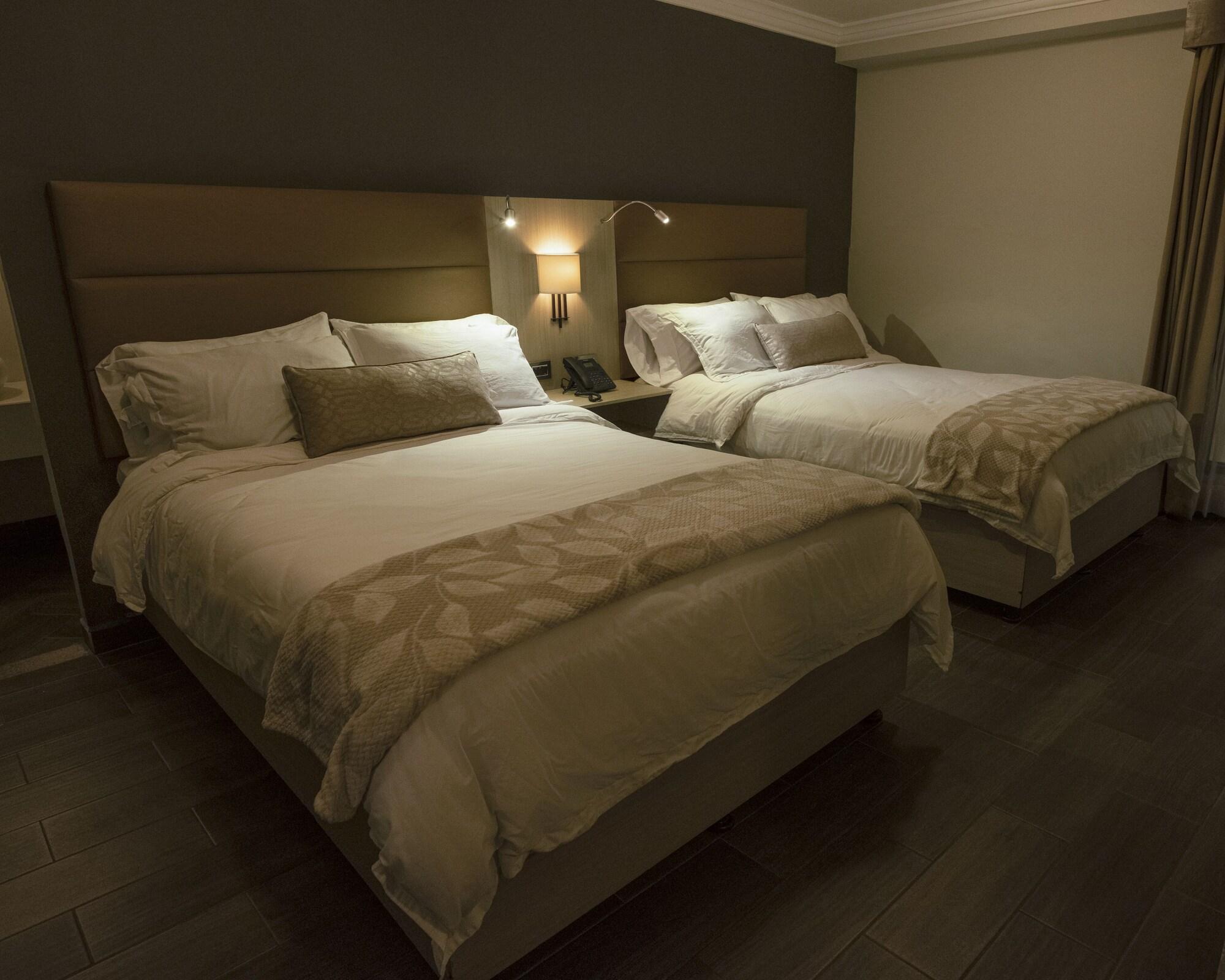 Habitación L Aurora Inn