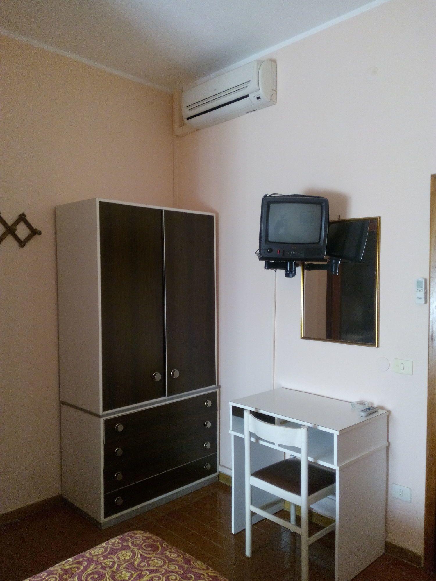 Set de Habitación Hotel Albergo Lea