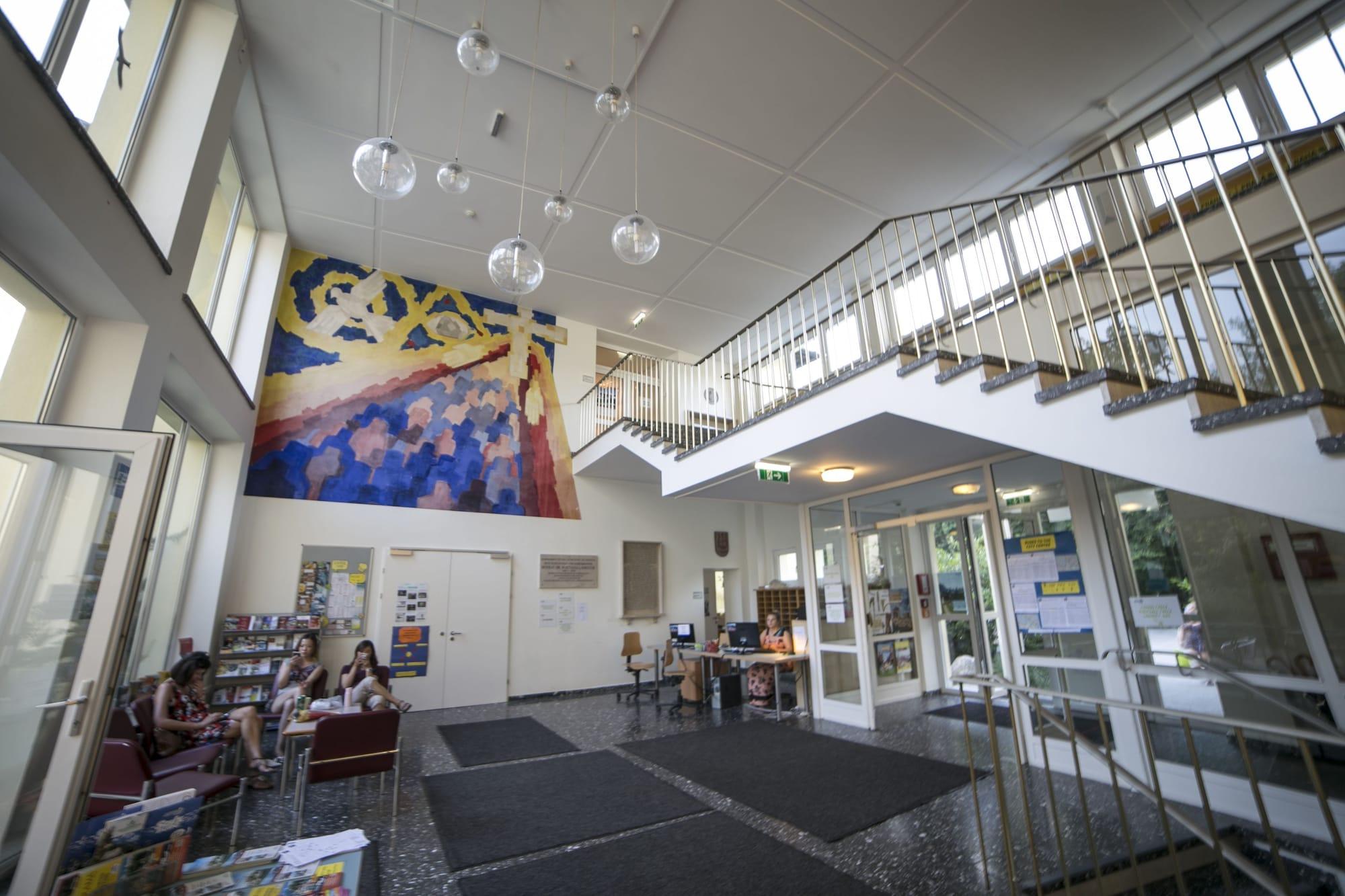 Vista Lobby Muffin Hostel