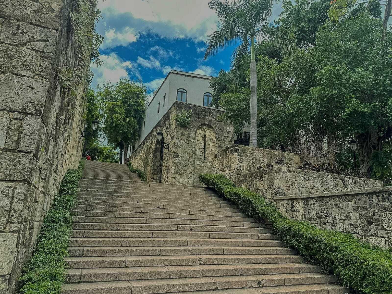 Vista Exterior Sol Colonial