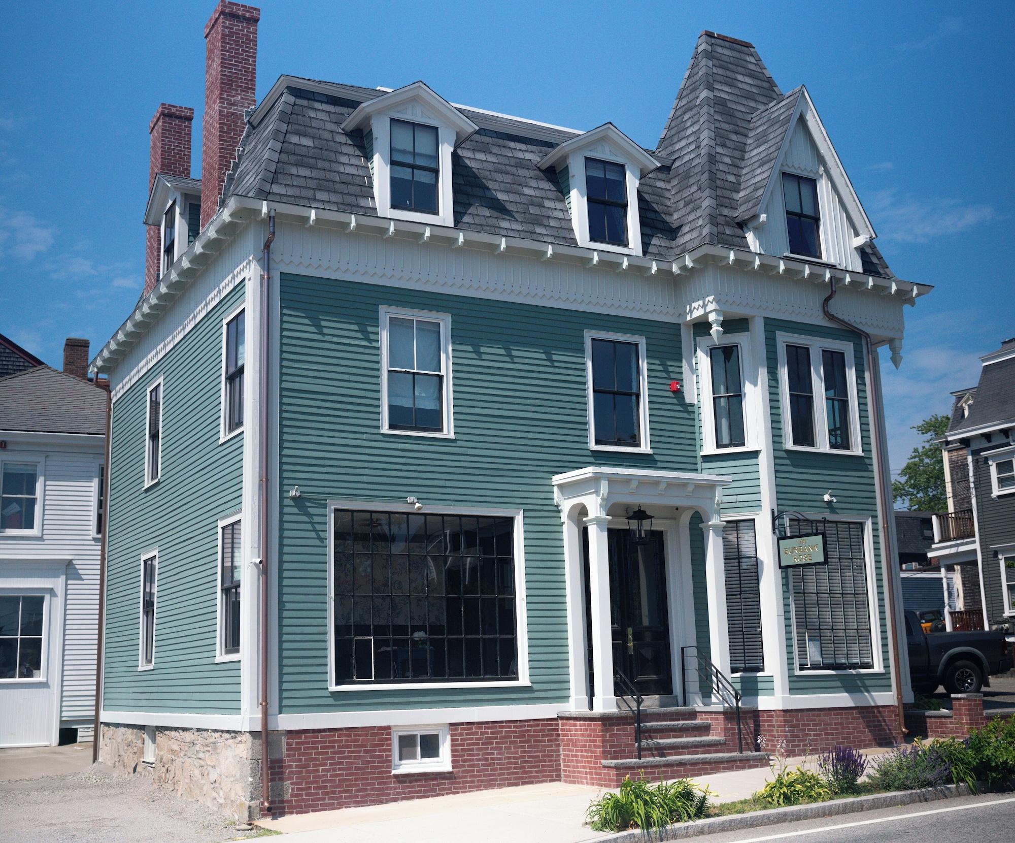 Vista Exterior The Burbankrose