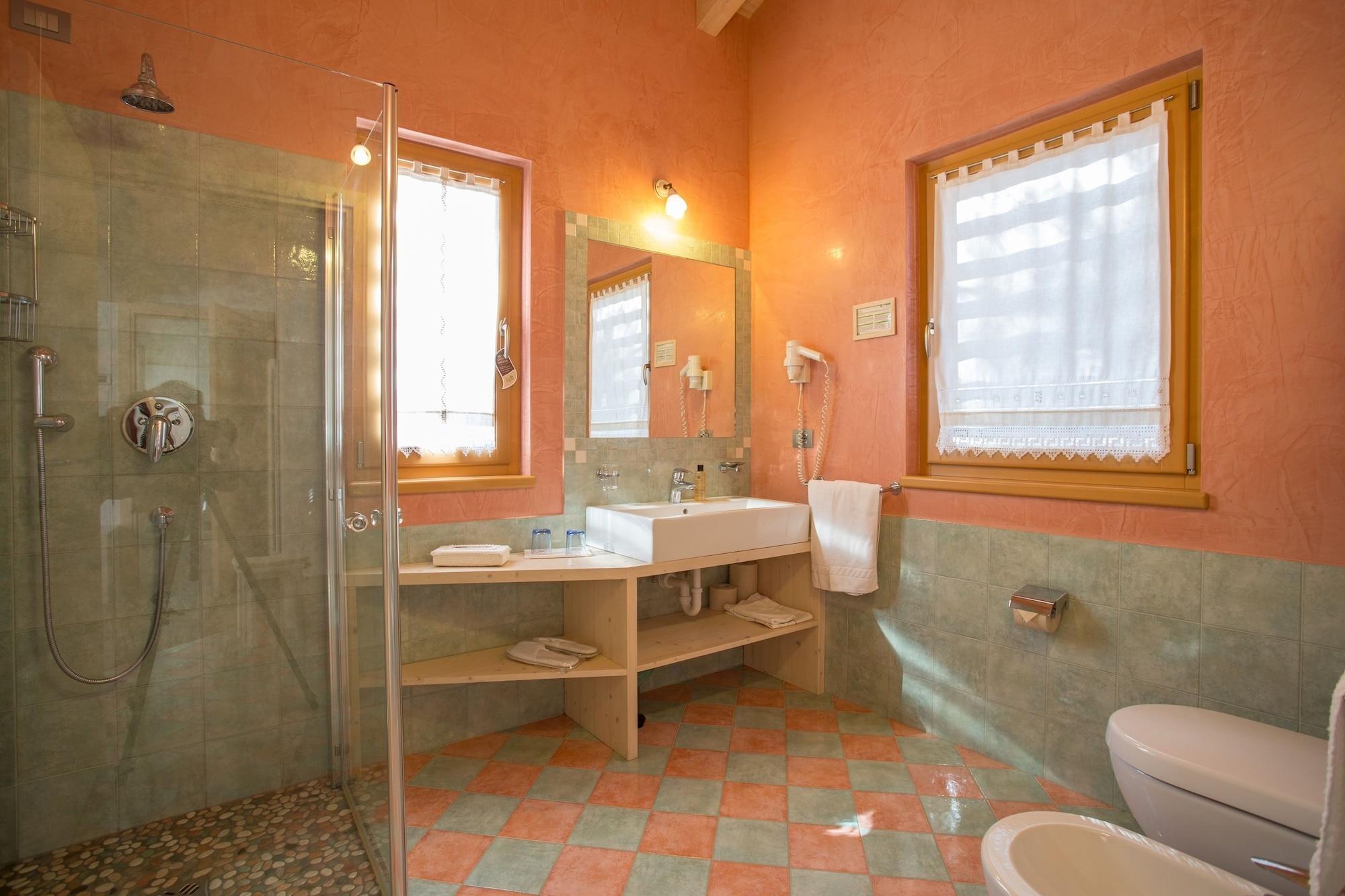 Equipamiento de Habitación Castelir Suite Hotel