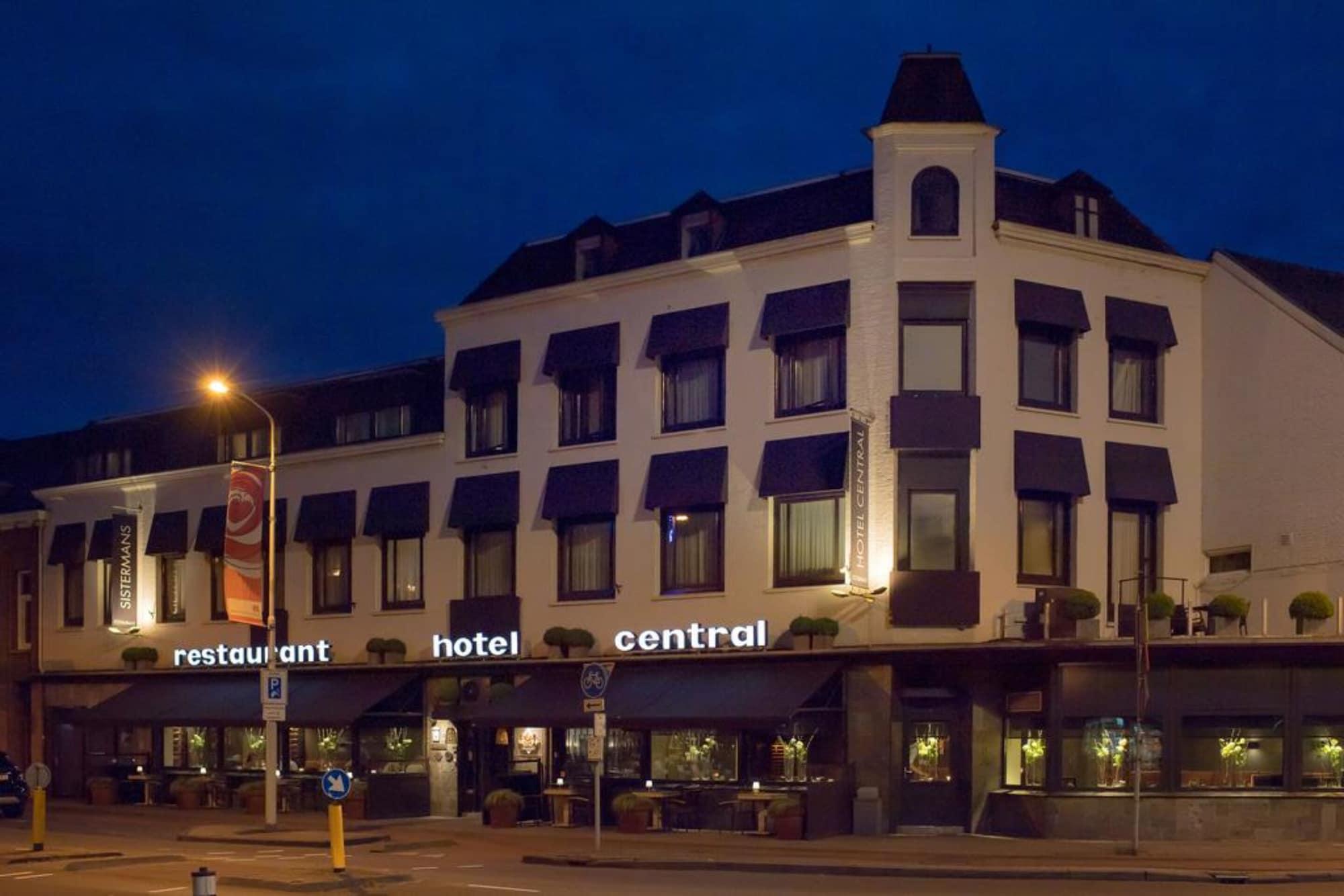 Varios Hotel Central Restaurant Sistermans
