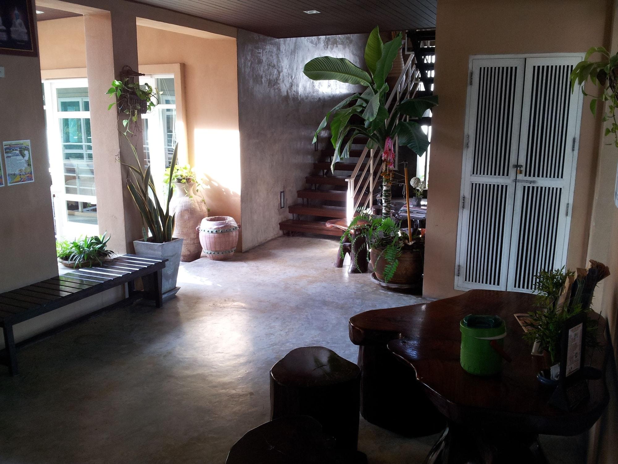 Vista Lobby Silver Sands Beach Resort
