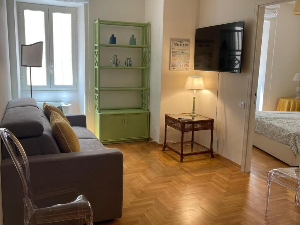 Varios Foro Romano Apartments E